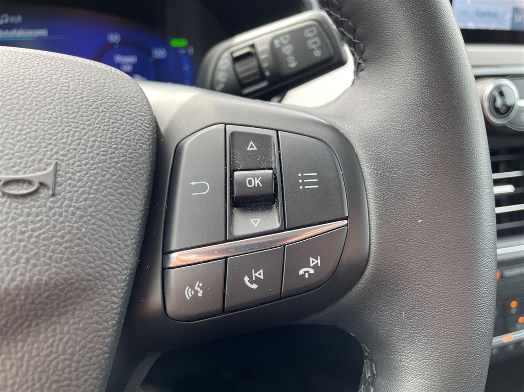 Ford Kuga Titanium billede 17