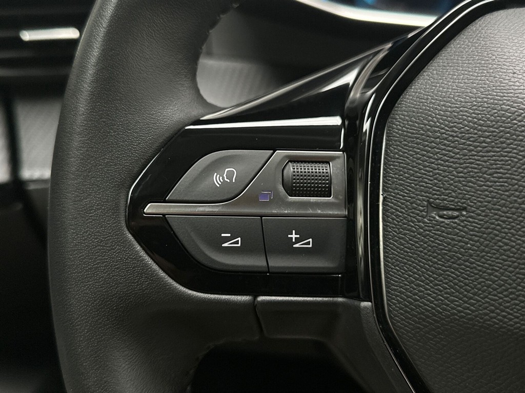 Peugeot e-2008 Allure Pack billede 16