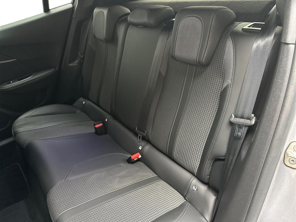 Peugeot e-2008 GT billede 13