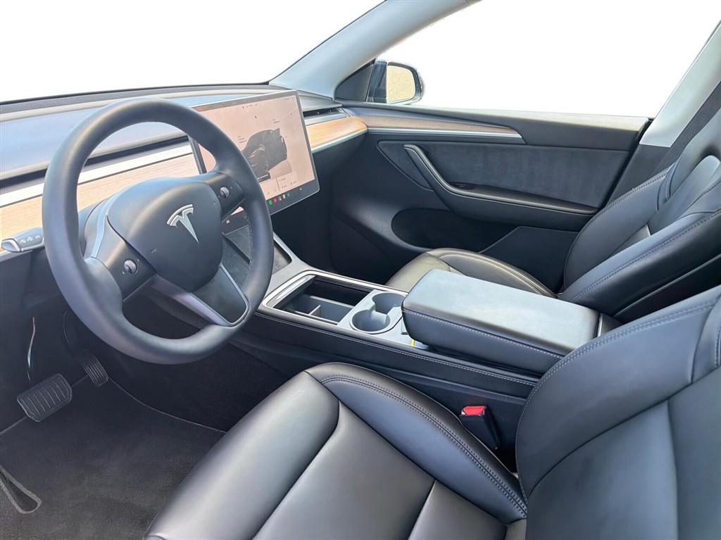 Tesla Model Y Long Range billede 3