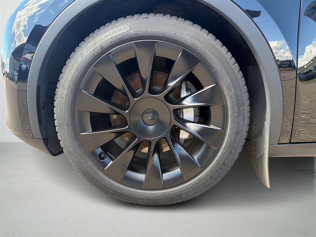 Tesla Model Y Long Range billede 8