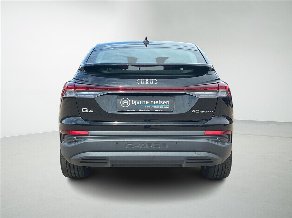 Audi Q4 Attraction billede 8