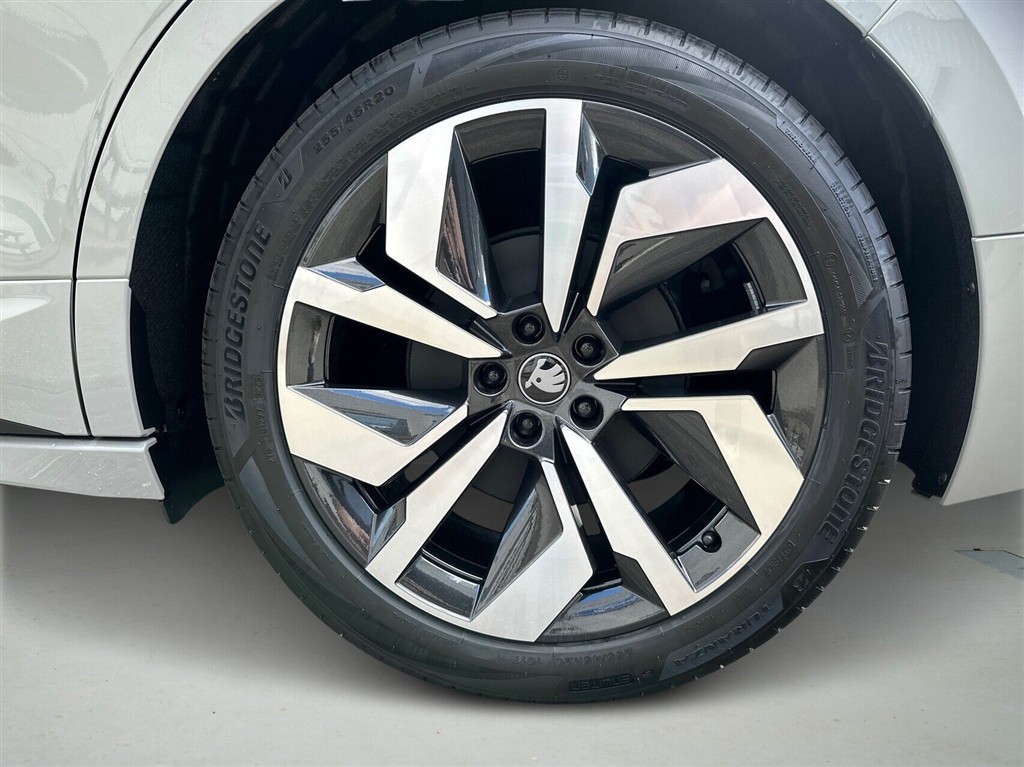 Skoda Enyaq Sportline billede 6