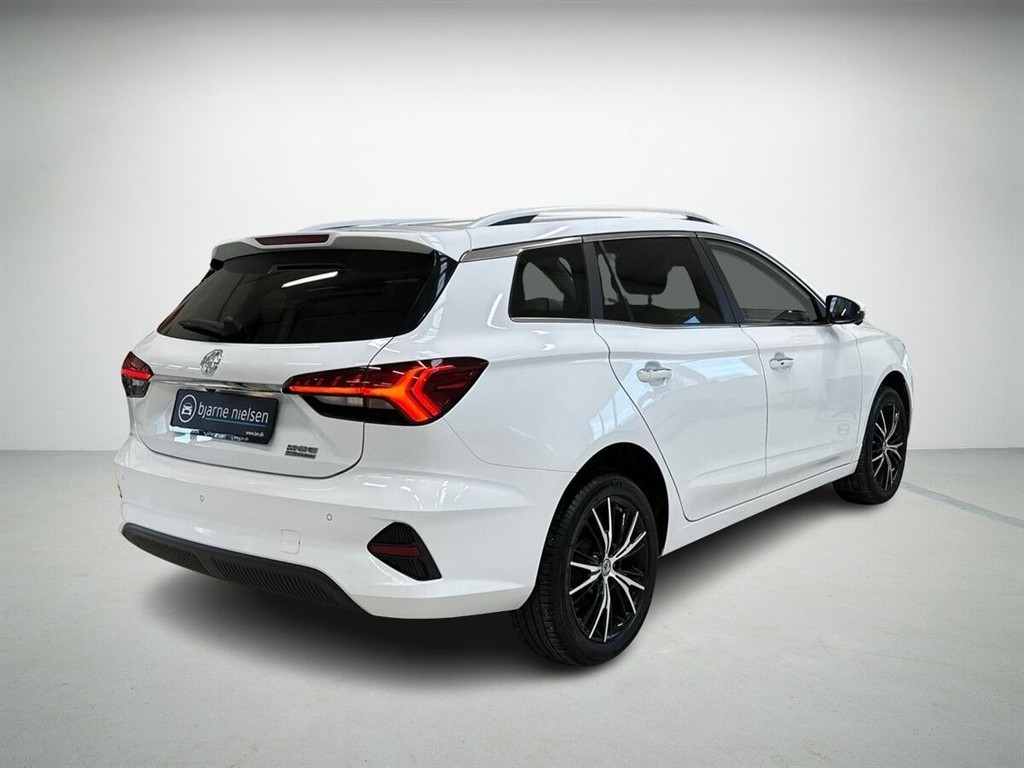 MG MG5 Electric Standard Range Luxury billede 2
