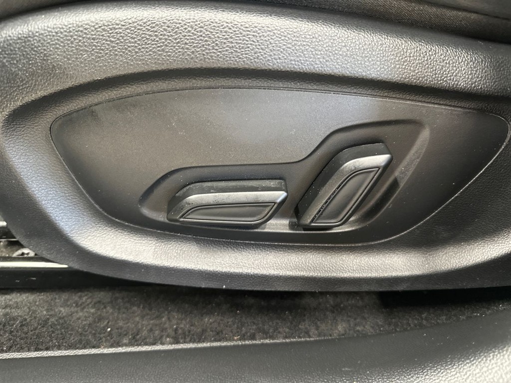 MG MG5 Electric Standard Range Luxury billede 19