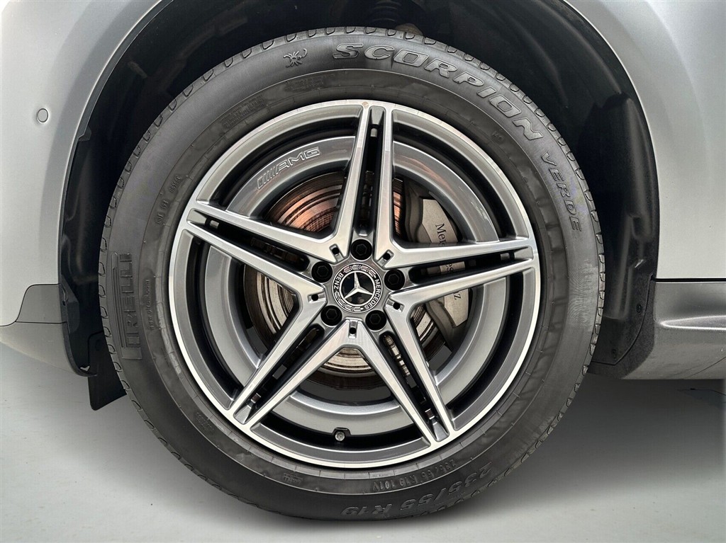 Mercedes-Benz EQC 400 AMG Line billede 9