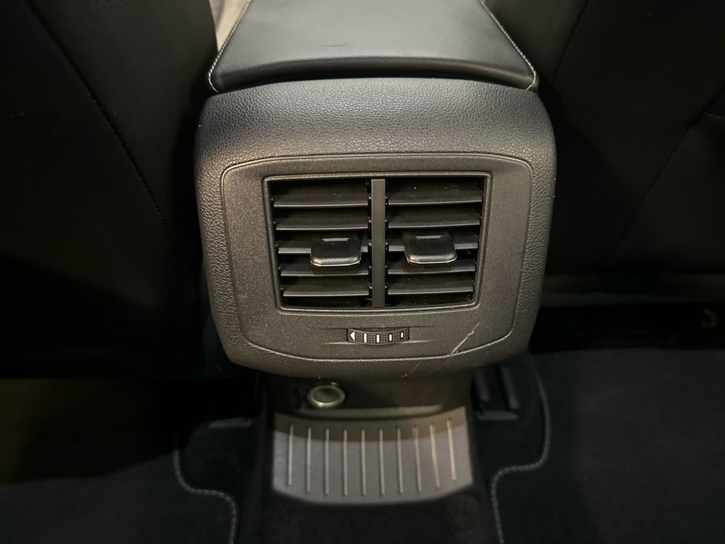 VW T-Roc R-Line billede 22