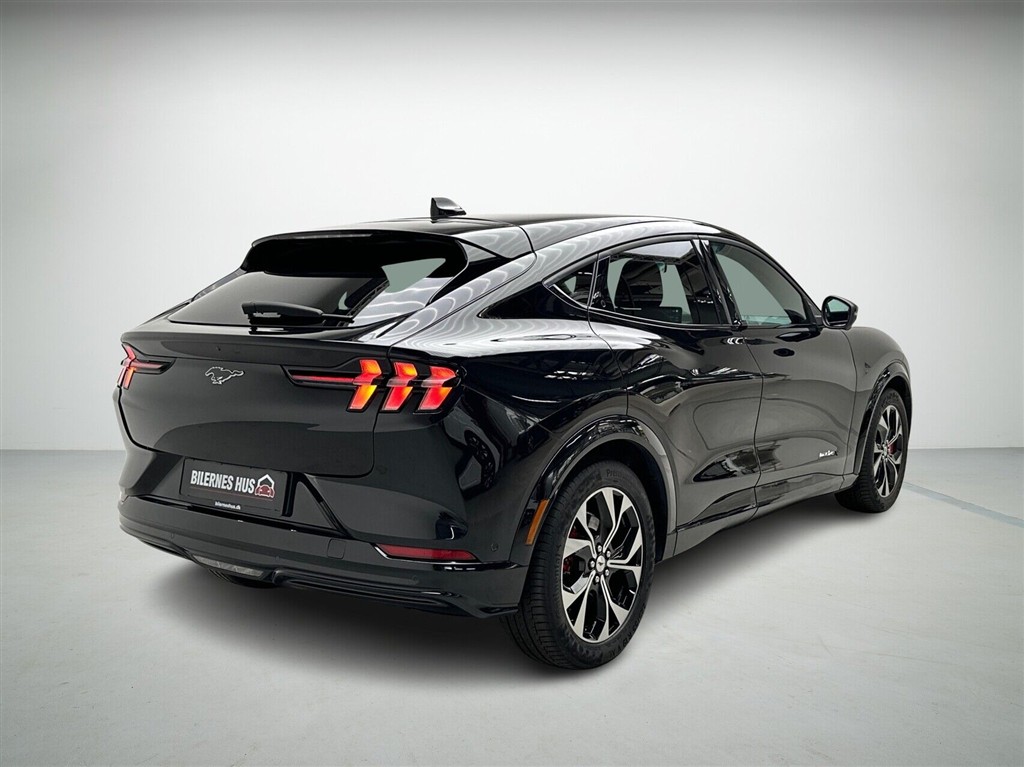 Ford Mustang Mach-E UR Premium billede 2