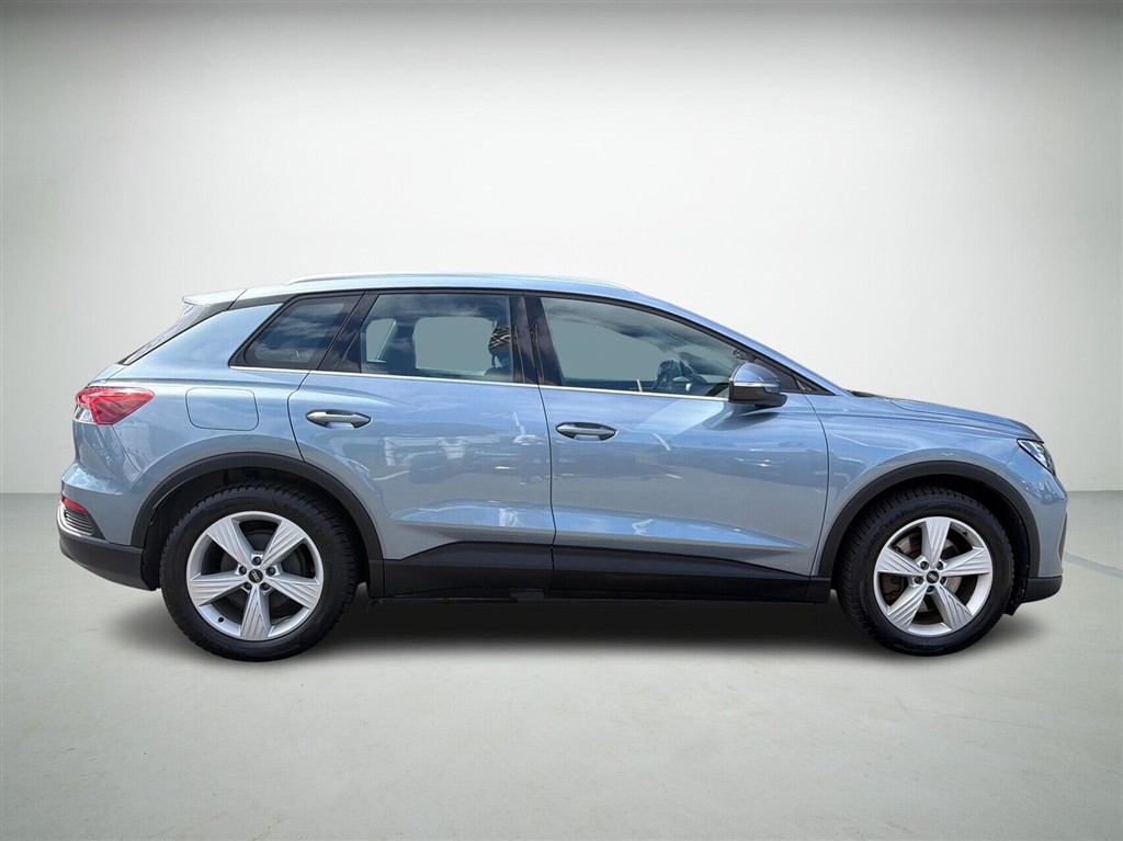 Audi Q4 Attitude generic.image 5