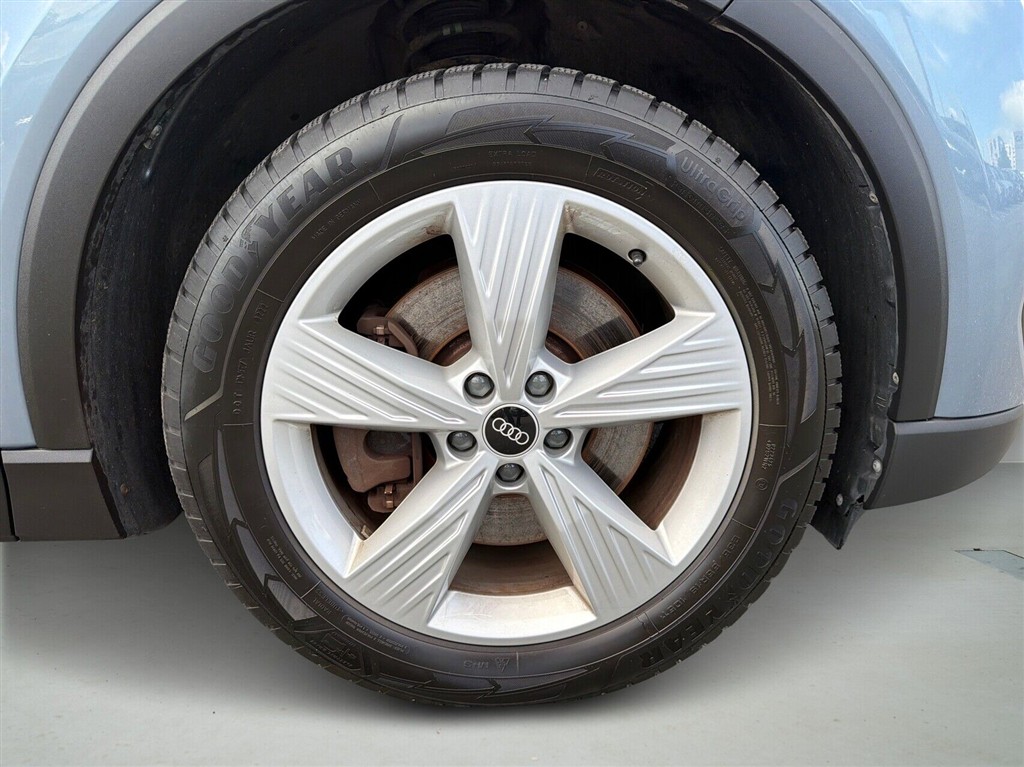 Audi Q4 Attitude generic.image 8