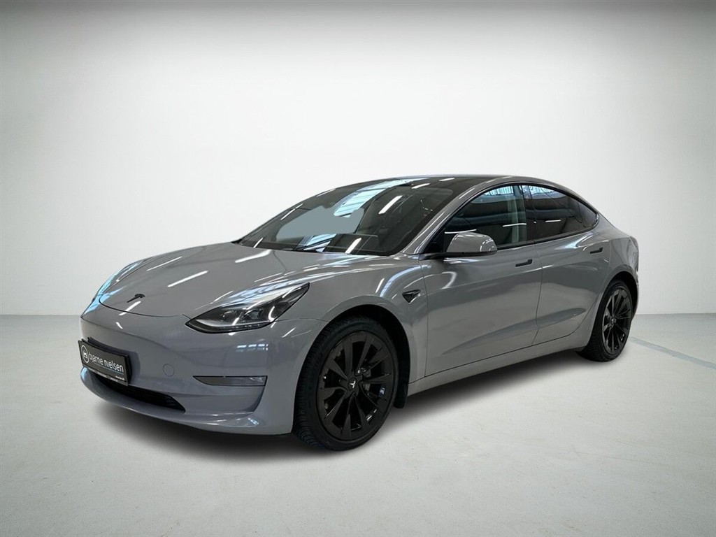 Tesla Model 3 Long Range