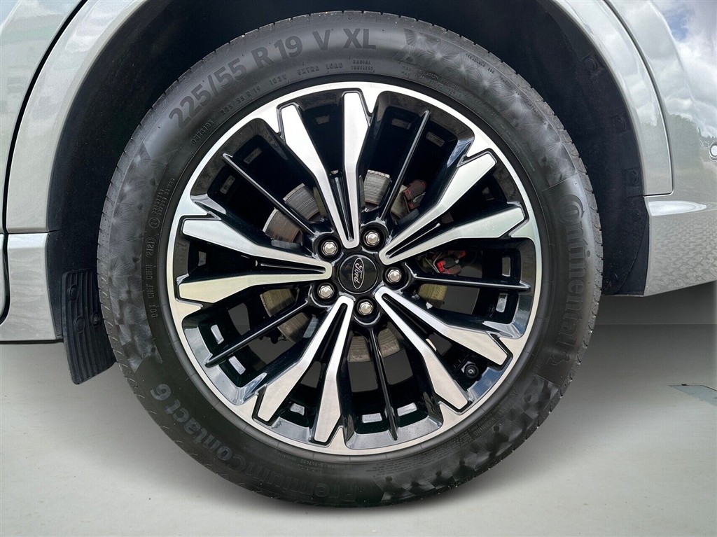 Ford Kuga Vignale billede 8