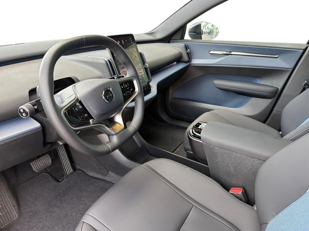Volvo EX30 Black Edition billede 3