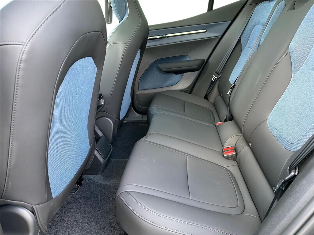 Volvo EX30 Black Edition billede 12
