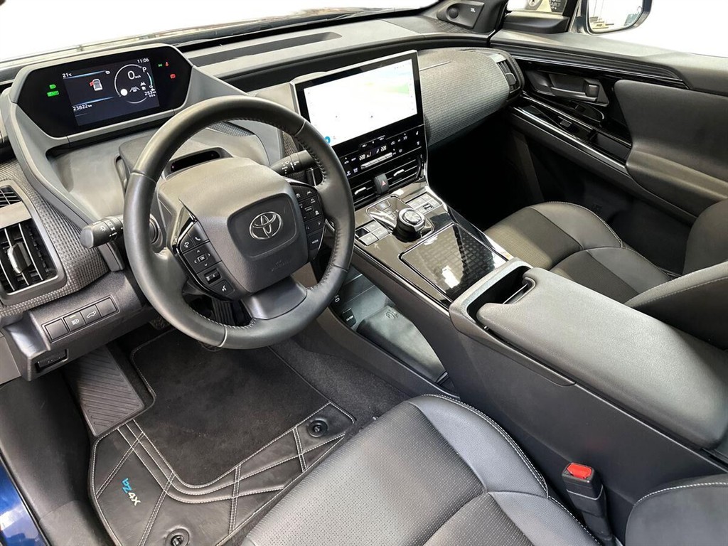 Toyota BZ4X Executive Solar billede 3