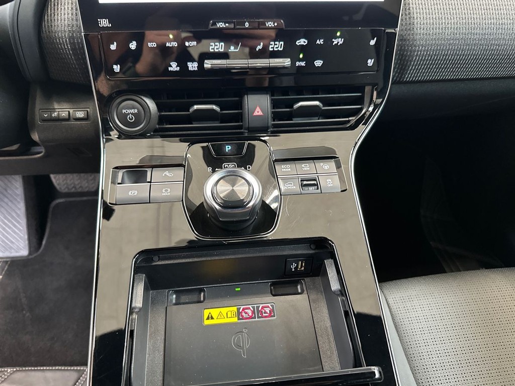 Toyota BZ4X Executive Solar billede 15