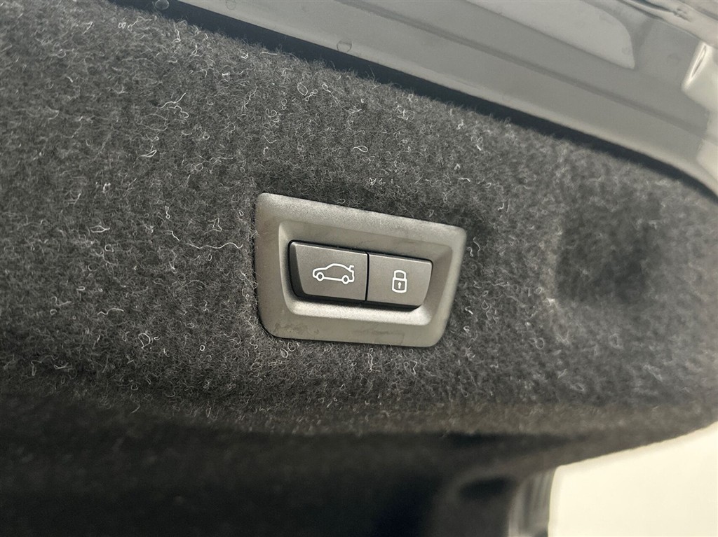 BMW i5 Fully Charged billede 25