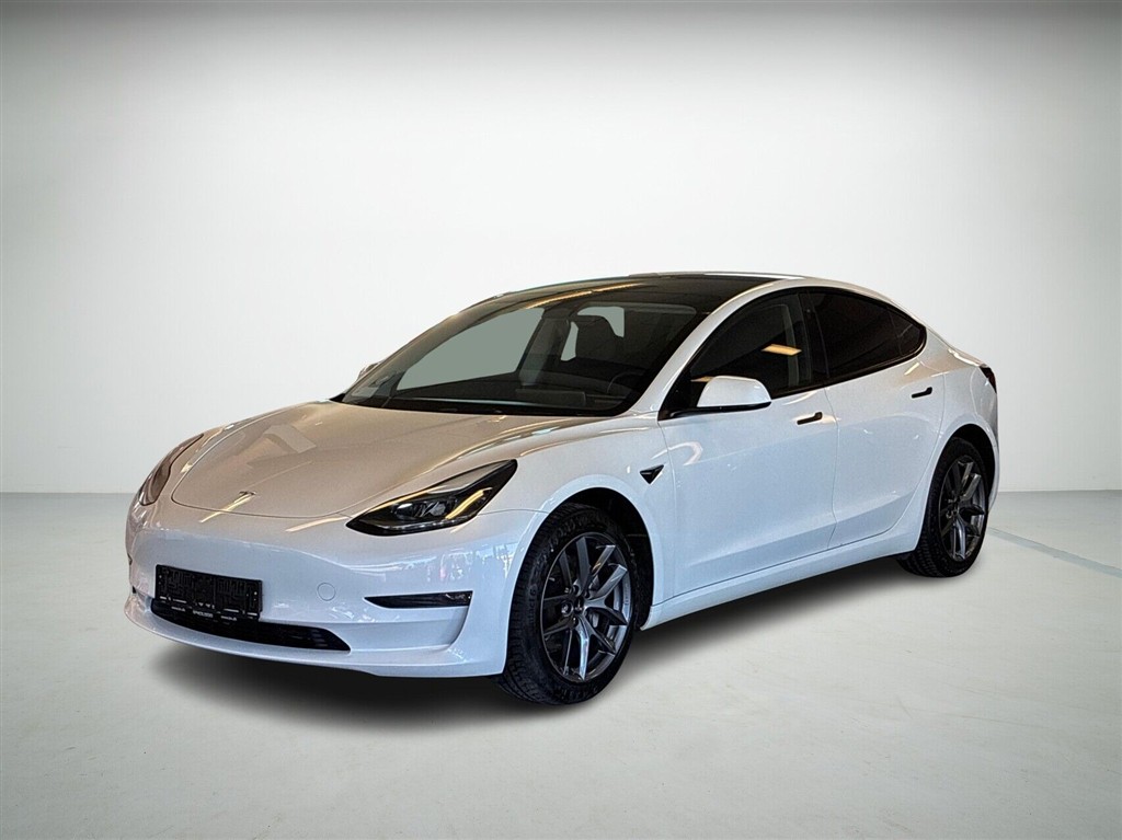 Tesla Model 3 Long Range