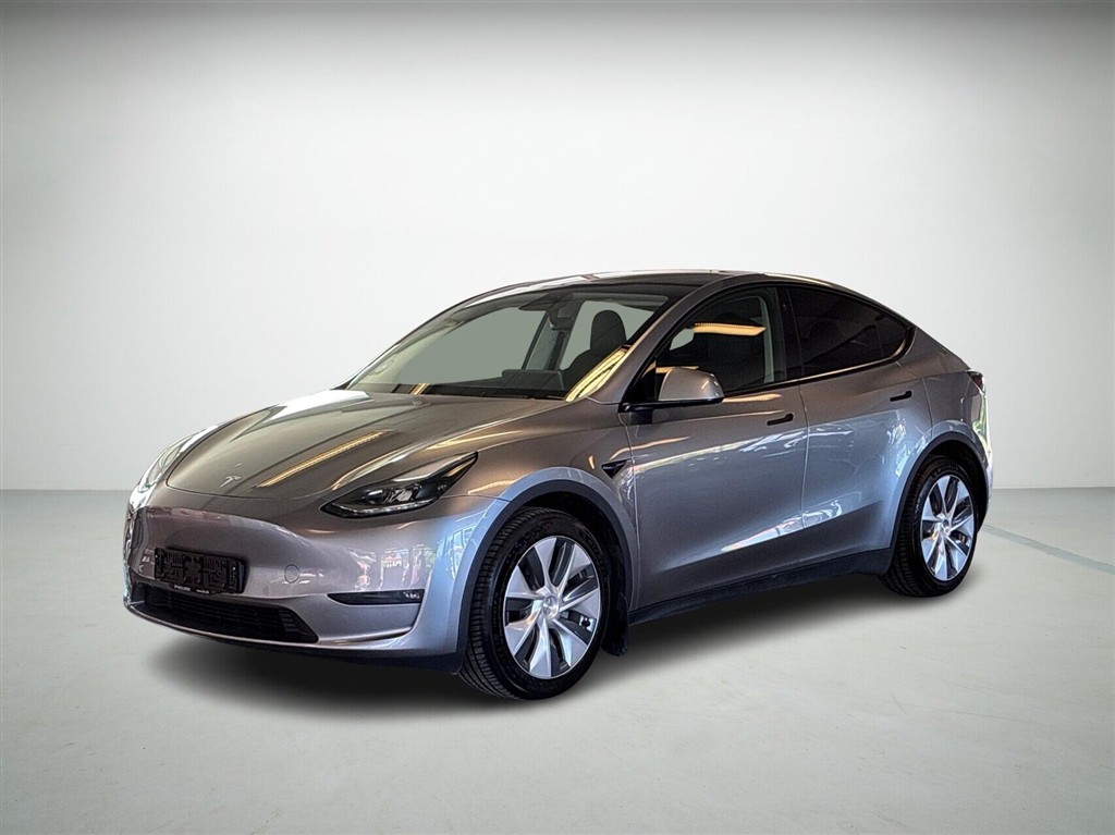 Tesla Model Y Long Range