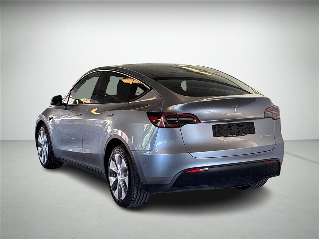 Tesla Model Y Long Range billede 2