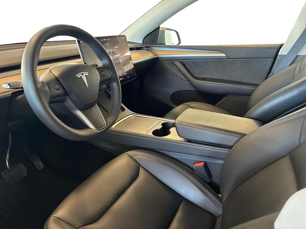 Tesla Model Y Long Range billede 3