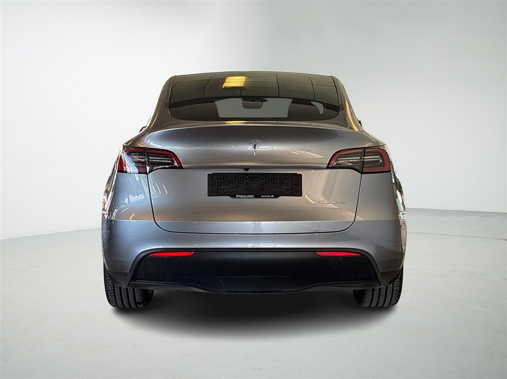 Tesla Model Y Long Range billede 7