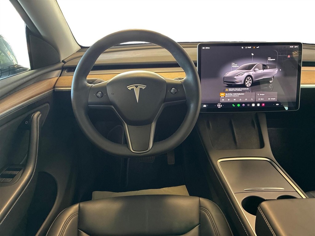 Tesla Model Y Long Range billede 9