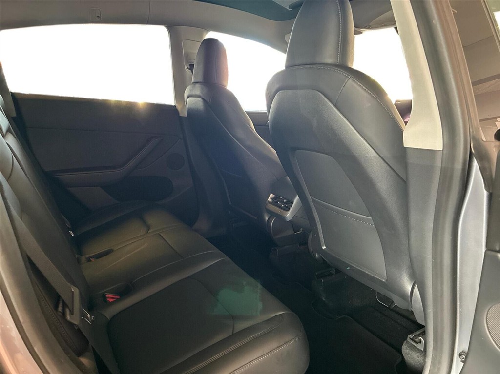 Tesla Model Y Long Range billede 12