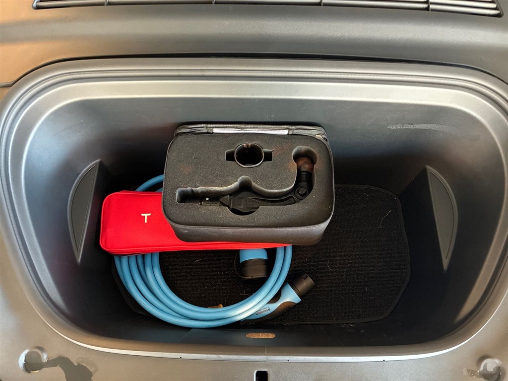 Tesla Model Y Long Range billede 15