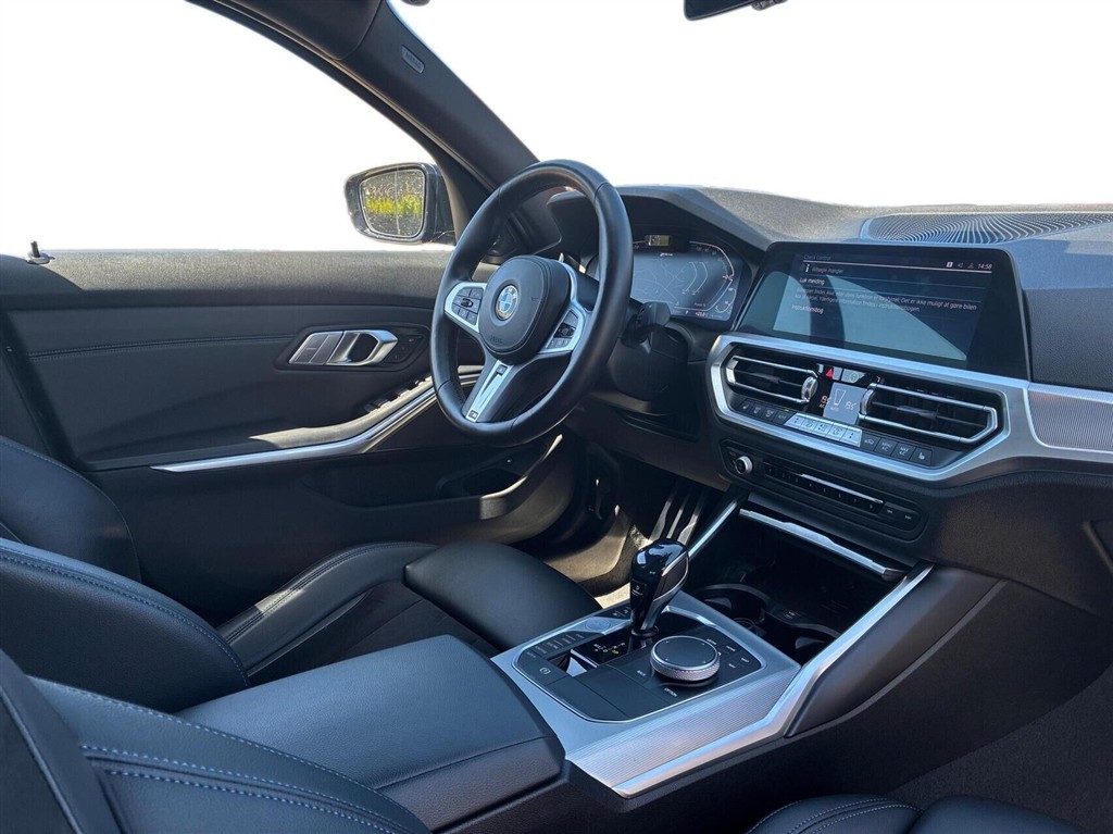 BMW 330e M-Sport billede 20