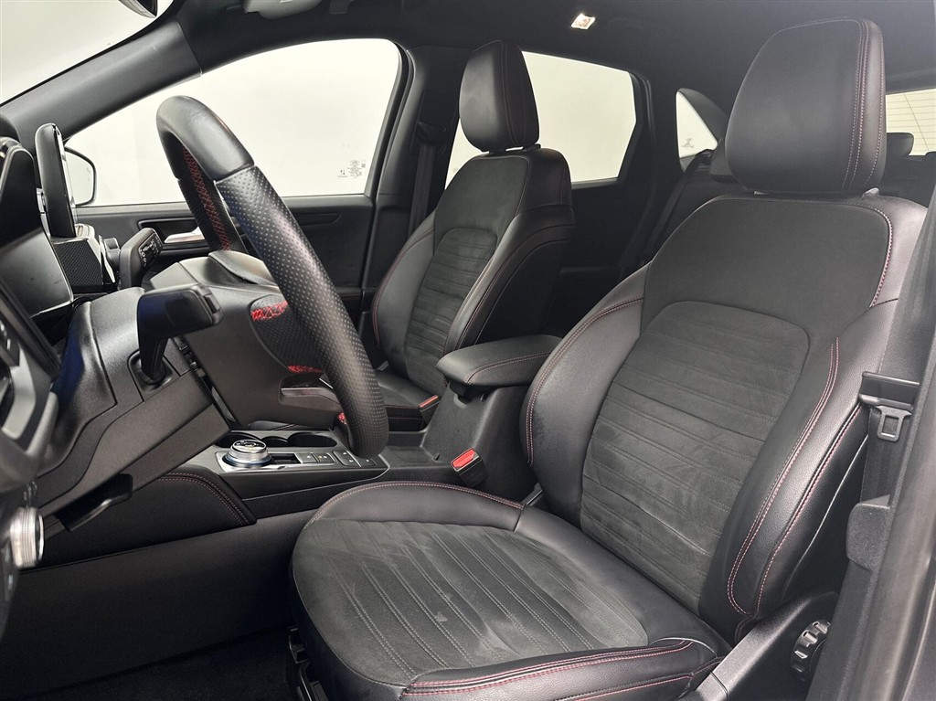 Ford Kuga ST-Line X billede 18