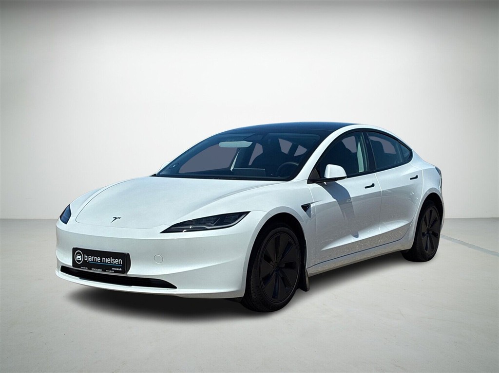 Tesla Model 3 Long Range