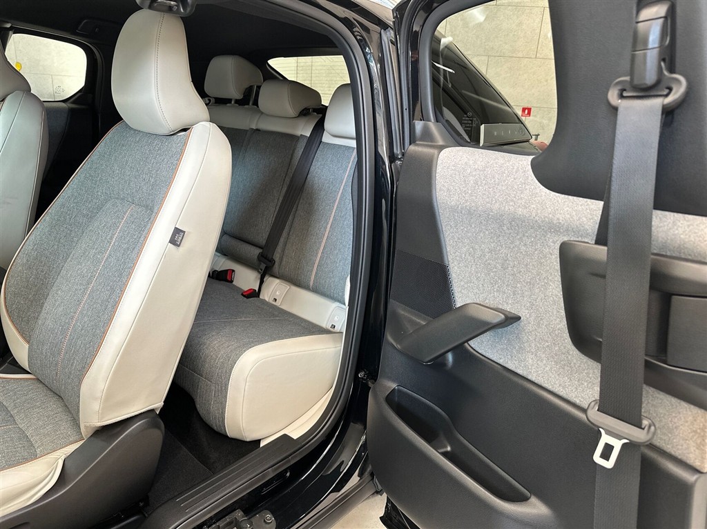 Mazda MX-30 Cosmo billede 16