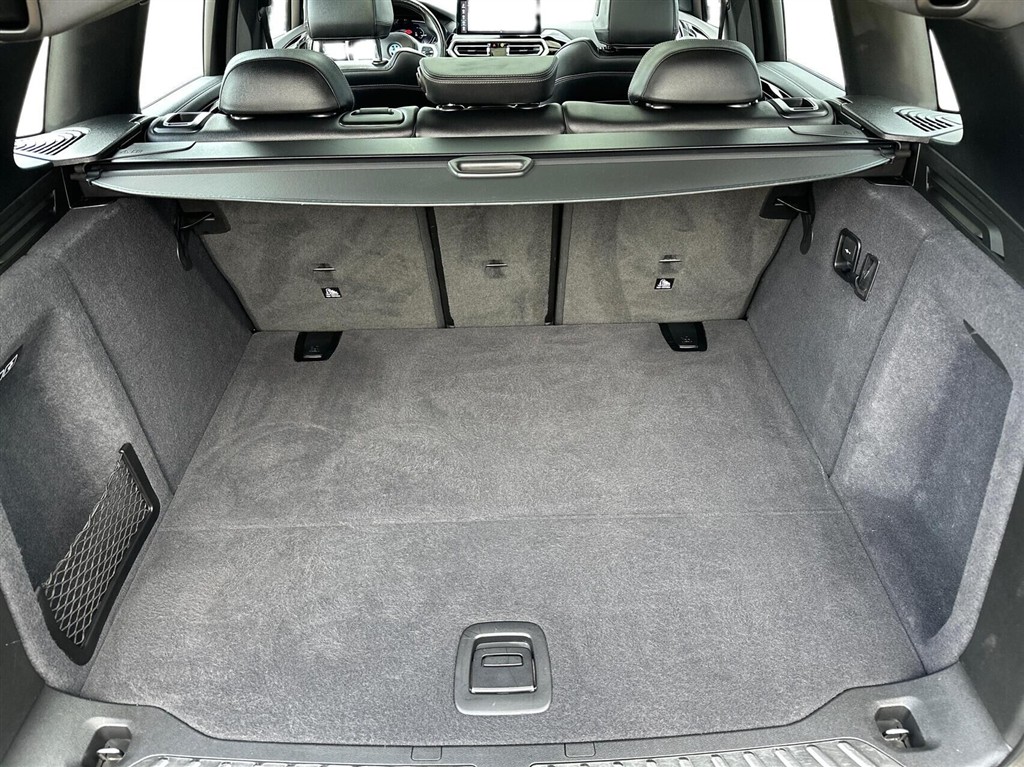 BMW iX3 M-Sport Charged billede 13