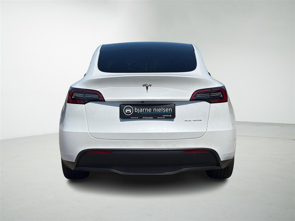 Tesla Model Y Long Range billede 7