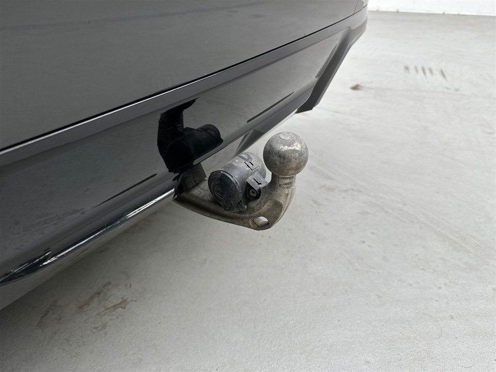 BMW i4 Fully Charged generic.image 25