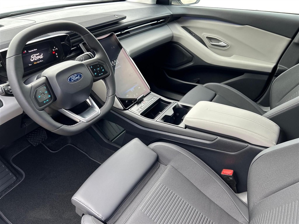 Ford Explorer UR Premium billede 3