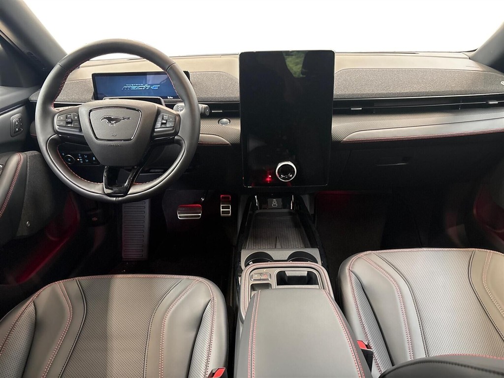 Ford Mustang Mach-E UR Premium billede 4