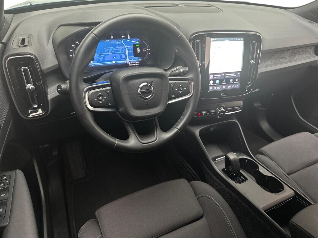 Volvo EX40 Core billede 4