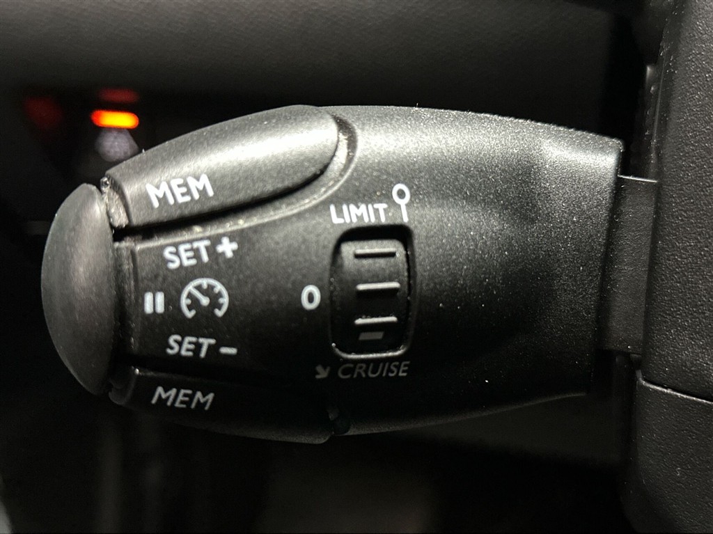 Peugeot e-2008 GT billede 16
