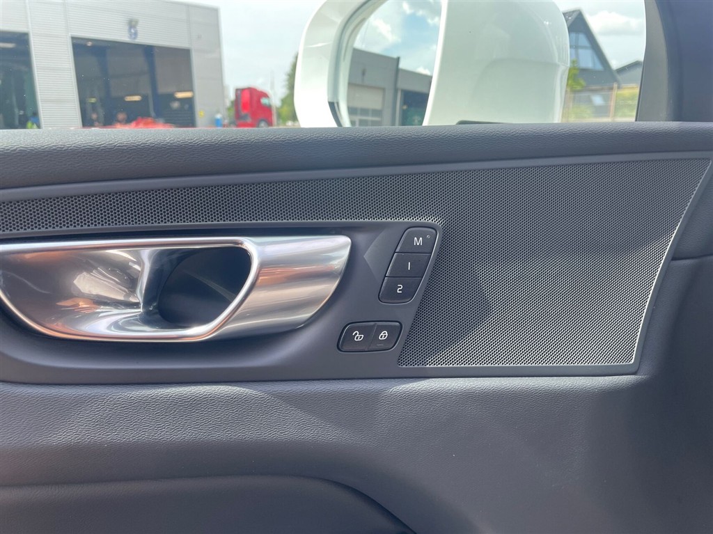 Volvo XC60 Plus billede 21