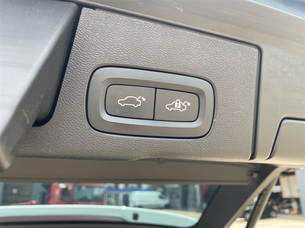 Volvo XC60 Plus billede 25