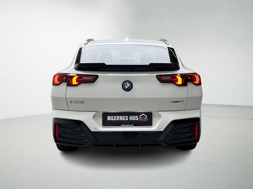 BMW iX2 M-Sport billede 8