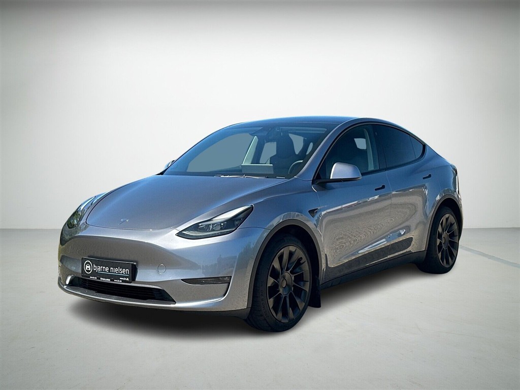 Tesla Model Y Long Range