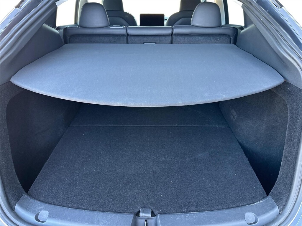 Tesla Model Y Long Range billede 13