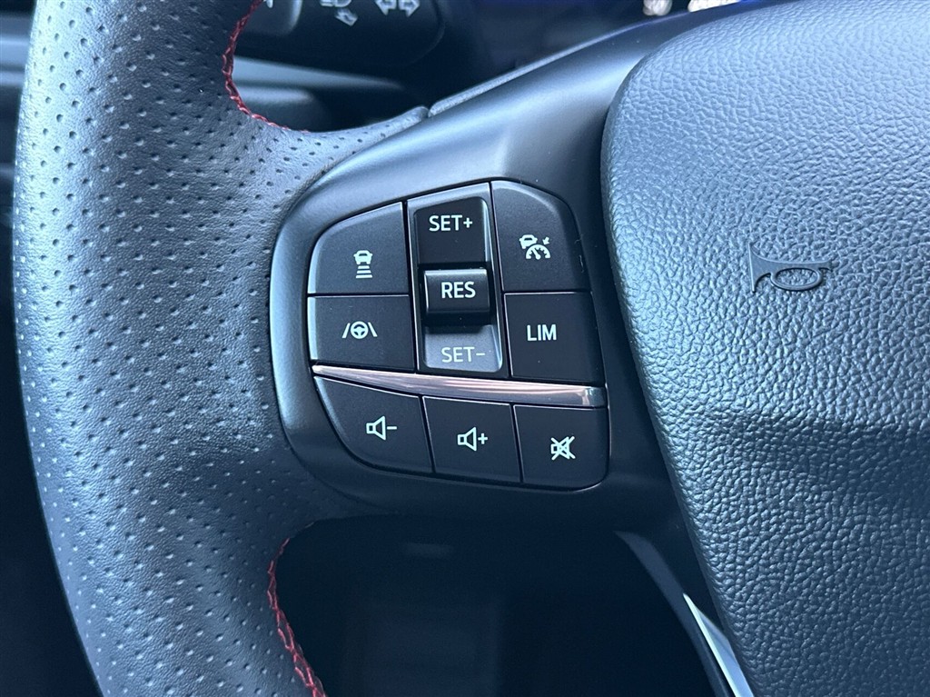 Ford Kuga ST-Line X billede 15