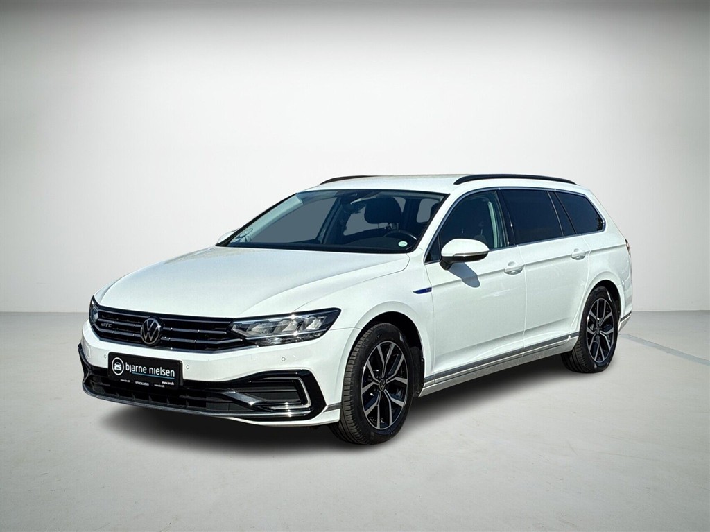 VW Passat GTE