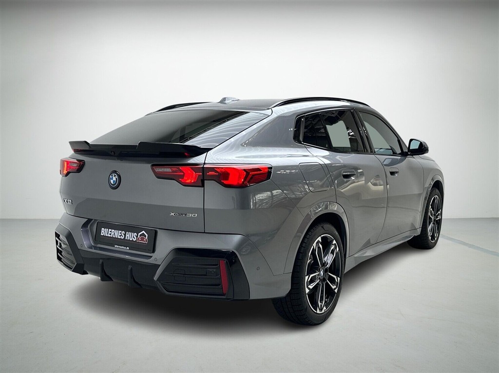 BMW iX2 M-Sport billede 2