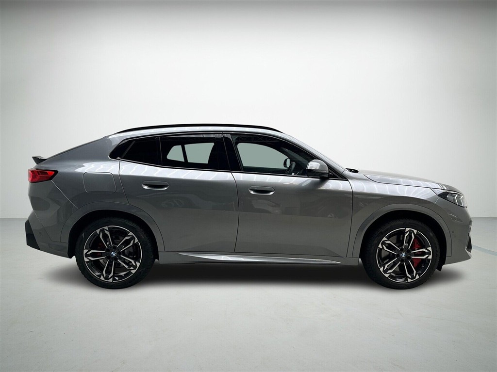 BMW iX2 M-Sport billede 6