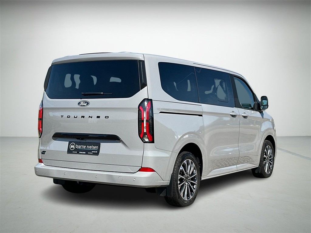 Ford E-Tourneo Custom Titanium X billede 2